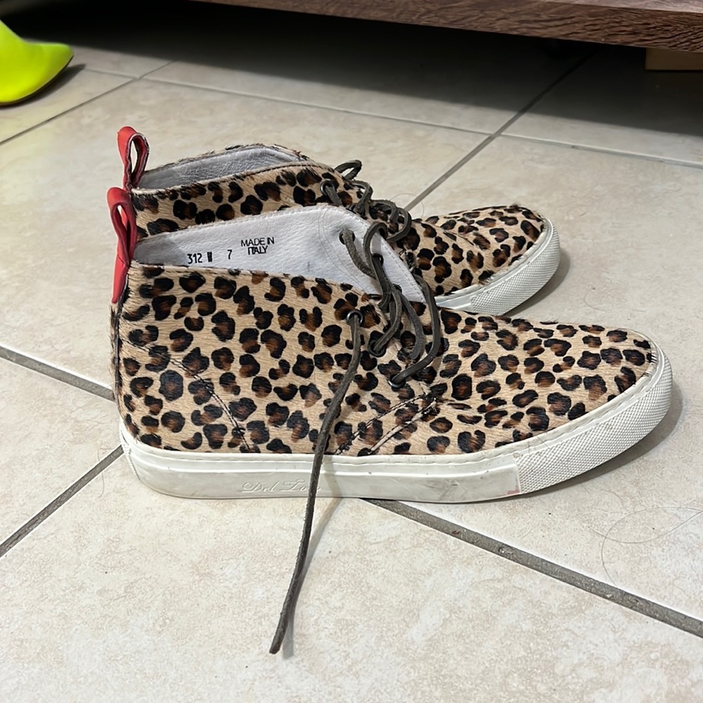 Del Toro Chukkas